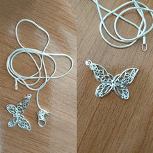 Cargar imagen en el visor de la galería, -COLGANTE MARIPOSA DE PLATA 925
