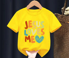 Cargar imagen en el visor de la galería, -CAMISETA JESUS LOVE ME
