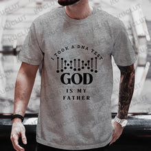 Cargar imagen en el visor de la galería, -CAMISETA DIOS ES MI PADRE
