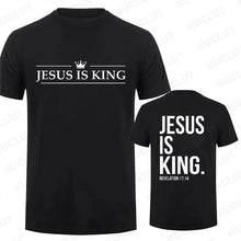 Cargar imagen en el visor de la galería, -CAMISETA HOMBRE JESÚS ES REY
