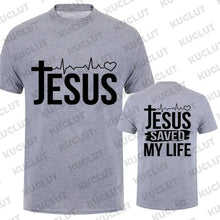 Cargar imagen en el visor de la galería, -CAMISETA UNISEX JESÚS SALVÓ MI VIDA
