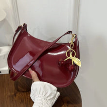 Cargar imagen en el visor de la galería, -BOLSO CHERRY LOVE
