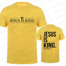 Cargar imagen en el visor de la galería, -CAMISETA HOMBRE JESÚS ES REY
