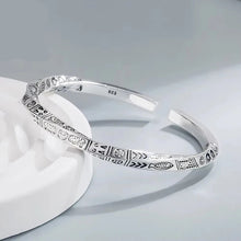 Cargar imagen en el visor de la galería, -BRAZALETE PLATA 925 CON DIBUJOS GEOMETRICOS
