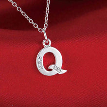 Cargar imagen en el visor de la galería, -COLGANTE DE LETRA PLATA 925
